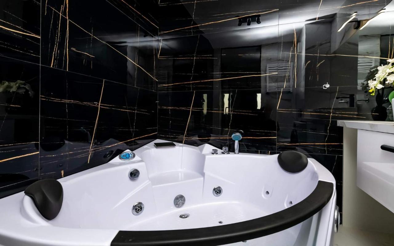 Loveroom Panorama Park Jacuzzi Μπιάλιστοκ Εξωτερικό φωτογραφία
